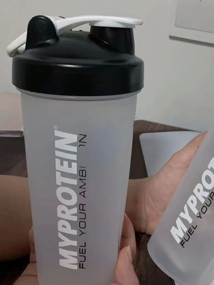 Kubek shaker sportowy 600 ml z – Nutrition And Exercise recenzja i cena